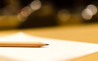 https://blog.oxforddictionaries.com/wp-content/uploads/essay-writing.jpg